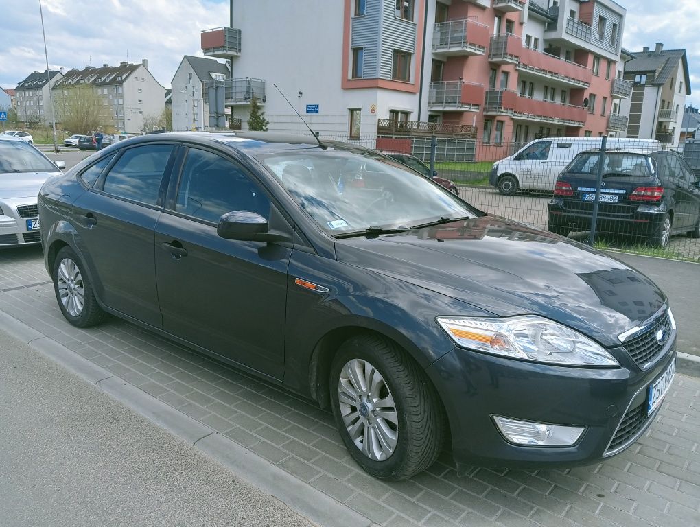 Ford Mondeo MK4 1.6 Duratec Ti-VCT 125KM przebieg 161 tys polski salon