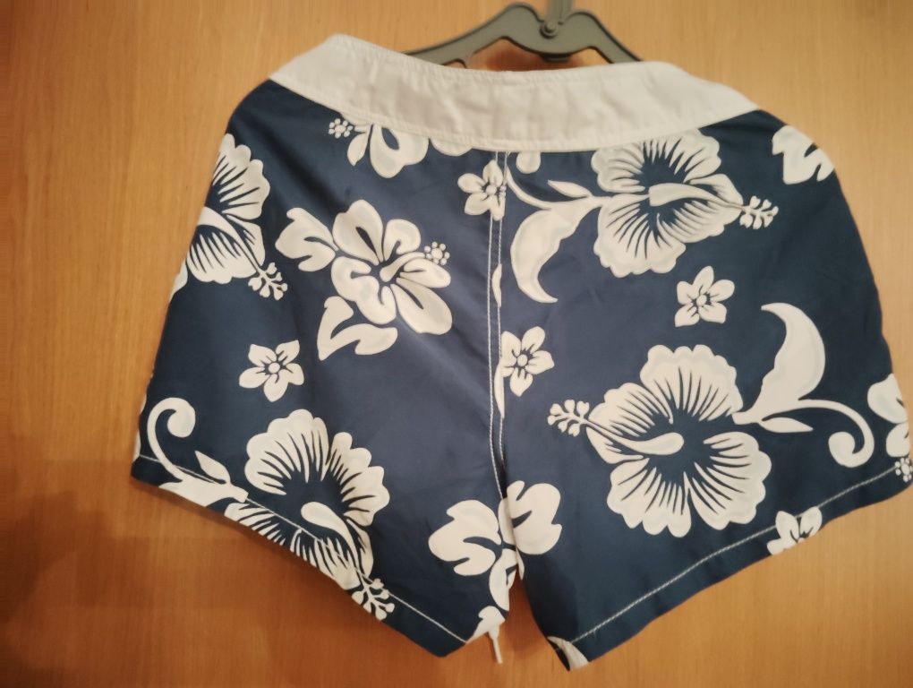 Calções de Mulher Marca Quebramar Usados