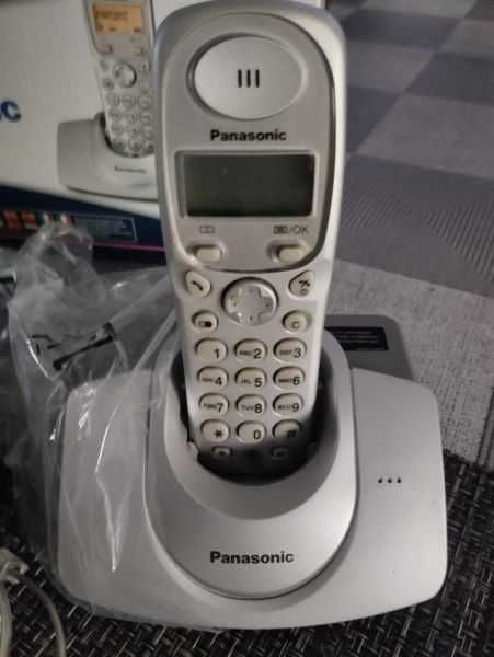 Telefon stacjonarny bezprzewodowy Panasonic KX-TG 1100