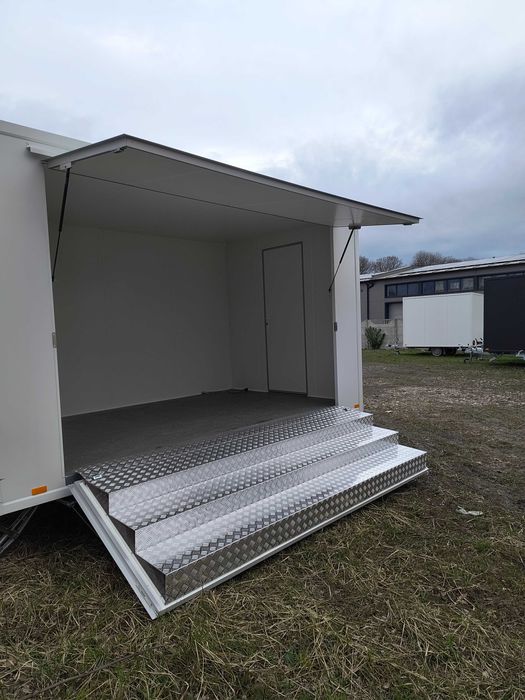 - PRZYCZEPA EVENTOWA - 4x2,3m - NOWA - wystawowa - SHOWROOM -