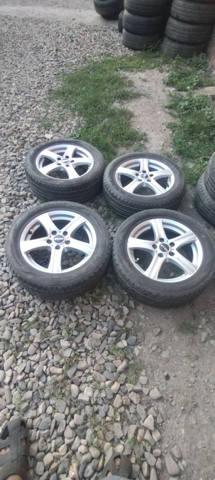 Продам диски з резиною