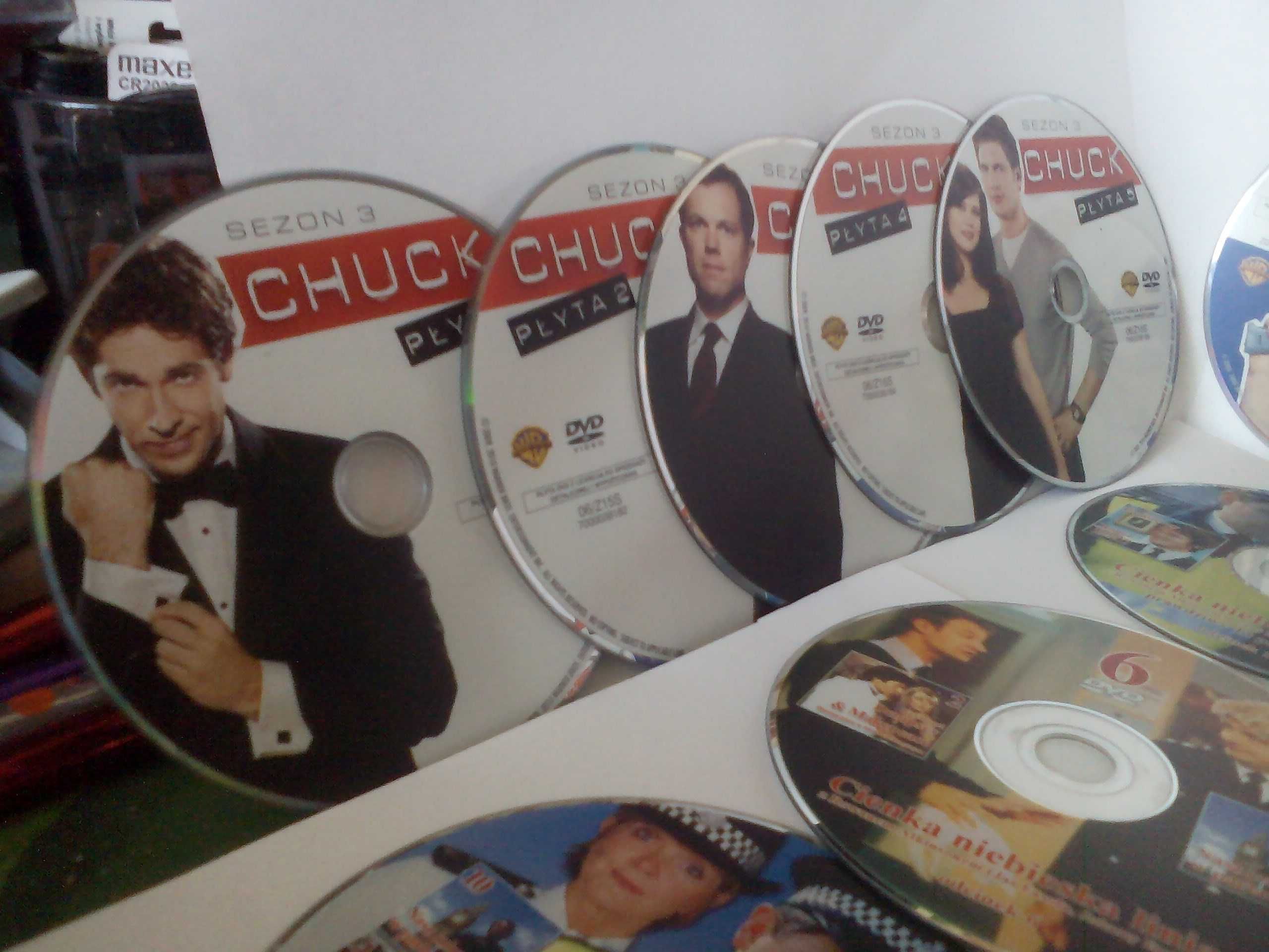 Filmy DVD seriale Chuck, Magnum, Cienka Niebieska Linia 10 zł/1 DVD