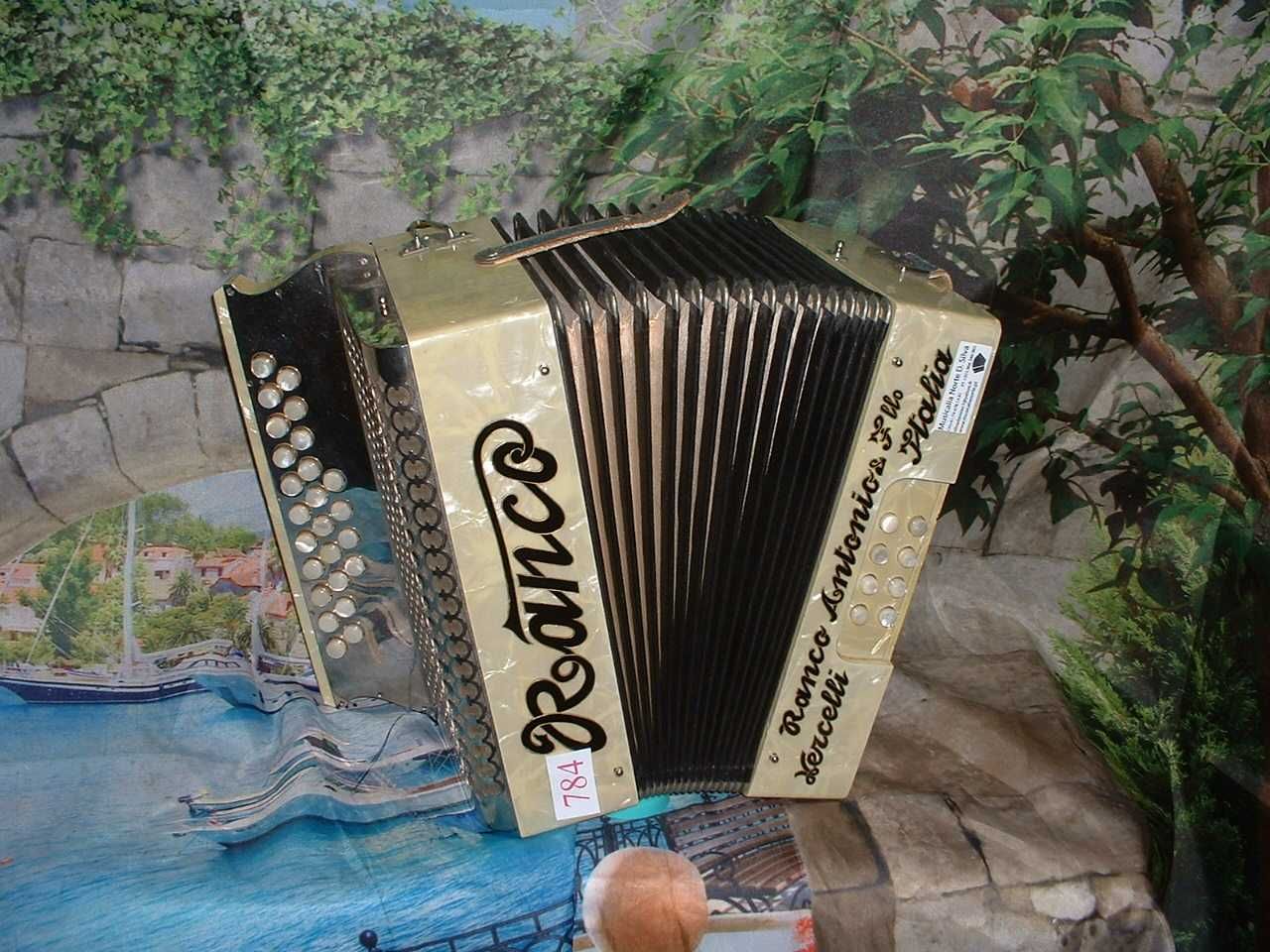 Concertina Ranco Avenda N . 784