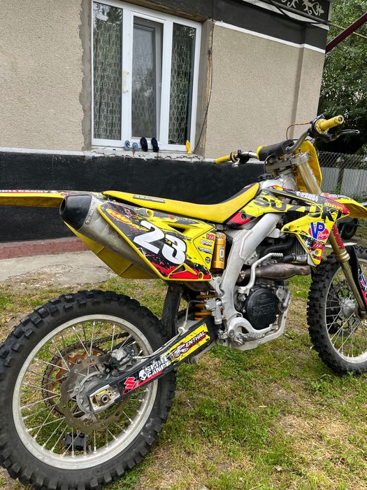 Мотоцикл Suzuki 450