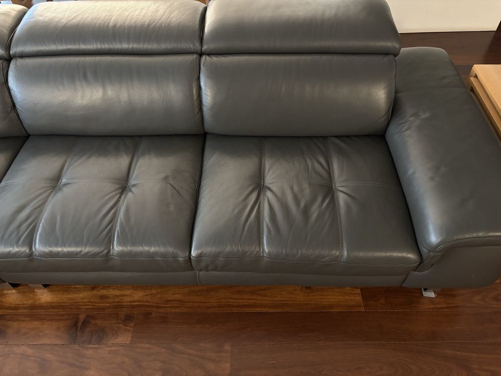 Sofa com chaise long Chateau d’Ax