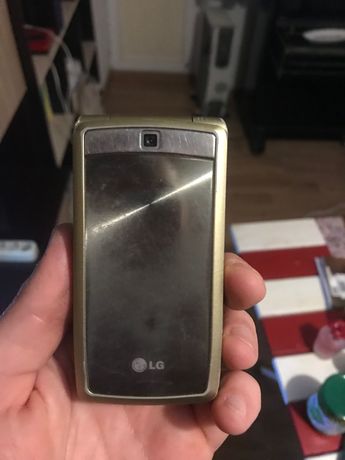 LG kf300 телефон розкладужка кнопочний якщо комусь потрібен продам