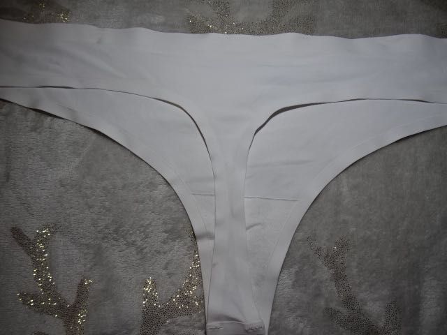 Primark białe stringi nowe M
