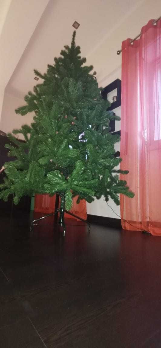 Árvore de Natal 210cm