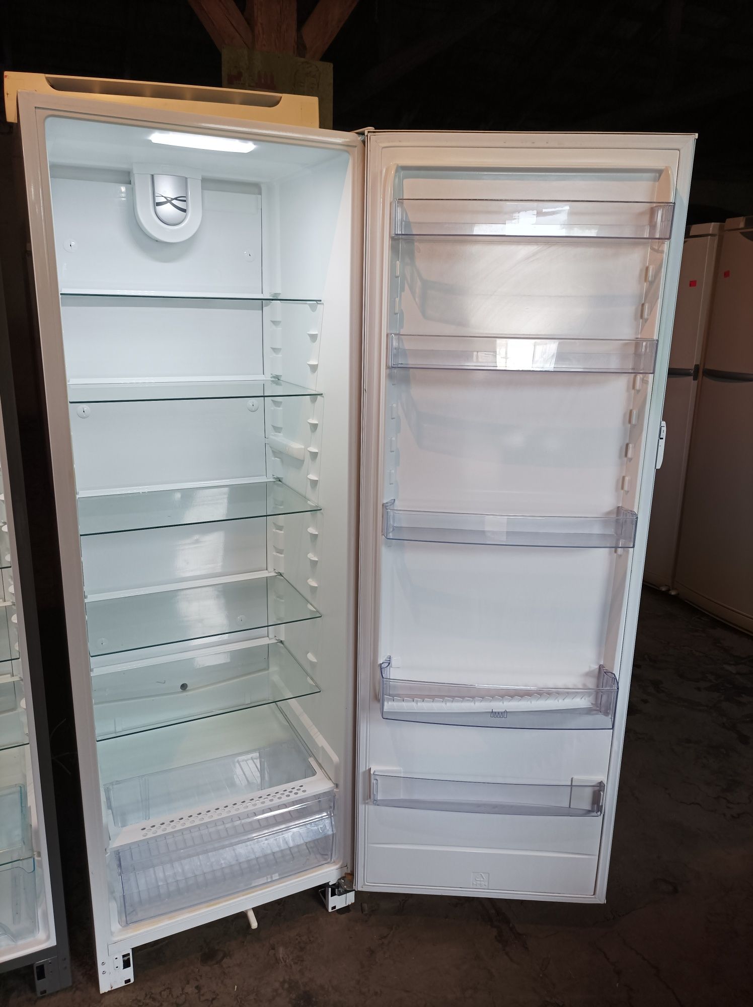 Холодильные камеры(без морозилки) Electro Helios Швеция