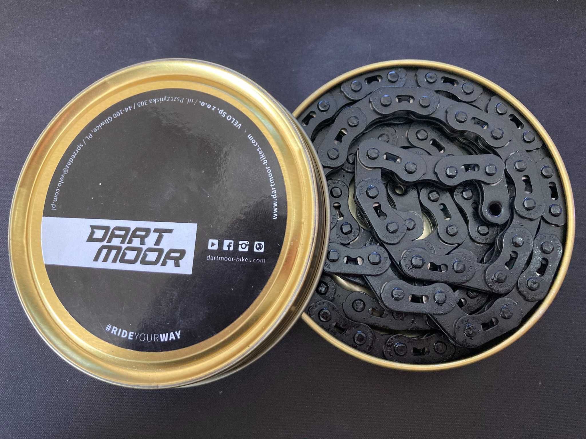 Łańcuch Dartmoor Core singlespeed czarny 3/32" (7,8 mm)