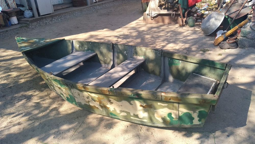 Продам лодку алюміній