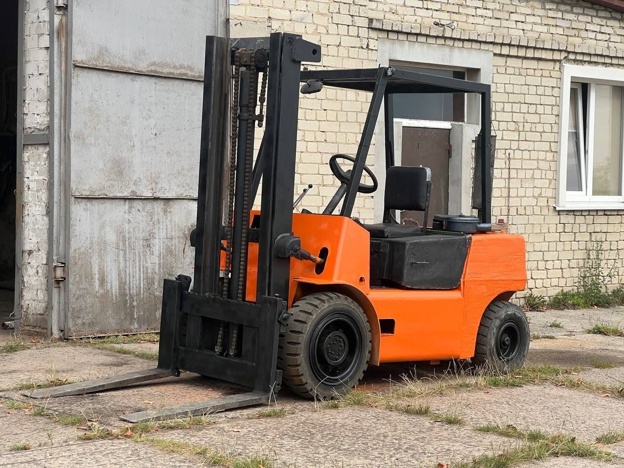 Продам Навантажувач Balkancar 1792