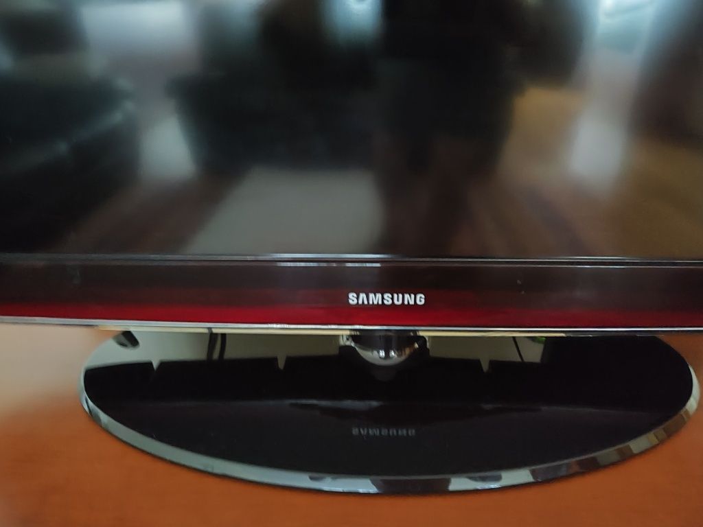 Televisão Samsung, 92 cm na diagonal - dá apenas som - Ermesinde