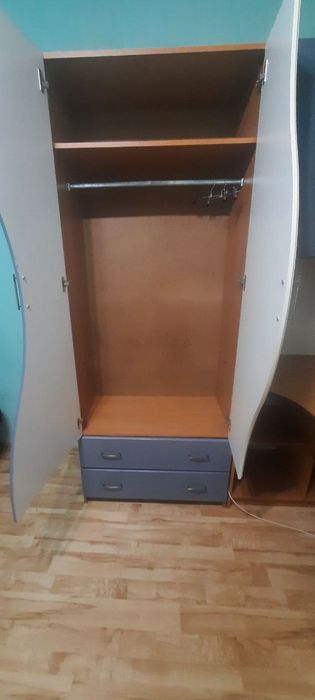 Меблі в дитячу кімнату 2 комплекти