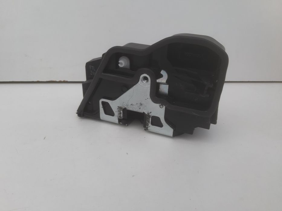 BMW F10 F11 zamek drzwi przód lewy europa 4 pin