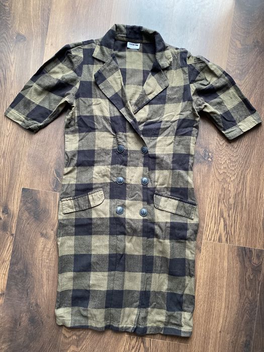 Sukienka w kratke czarno zielona