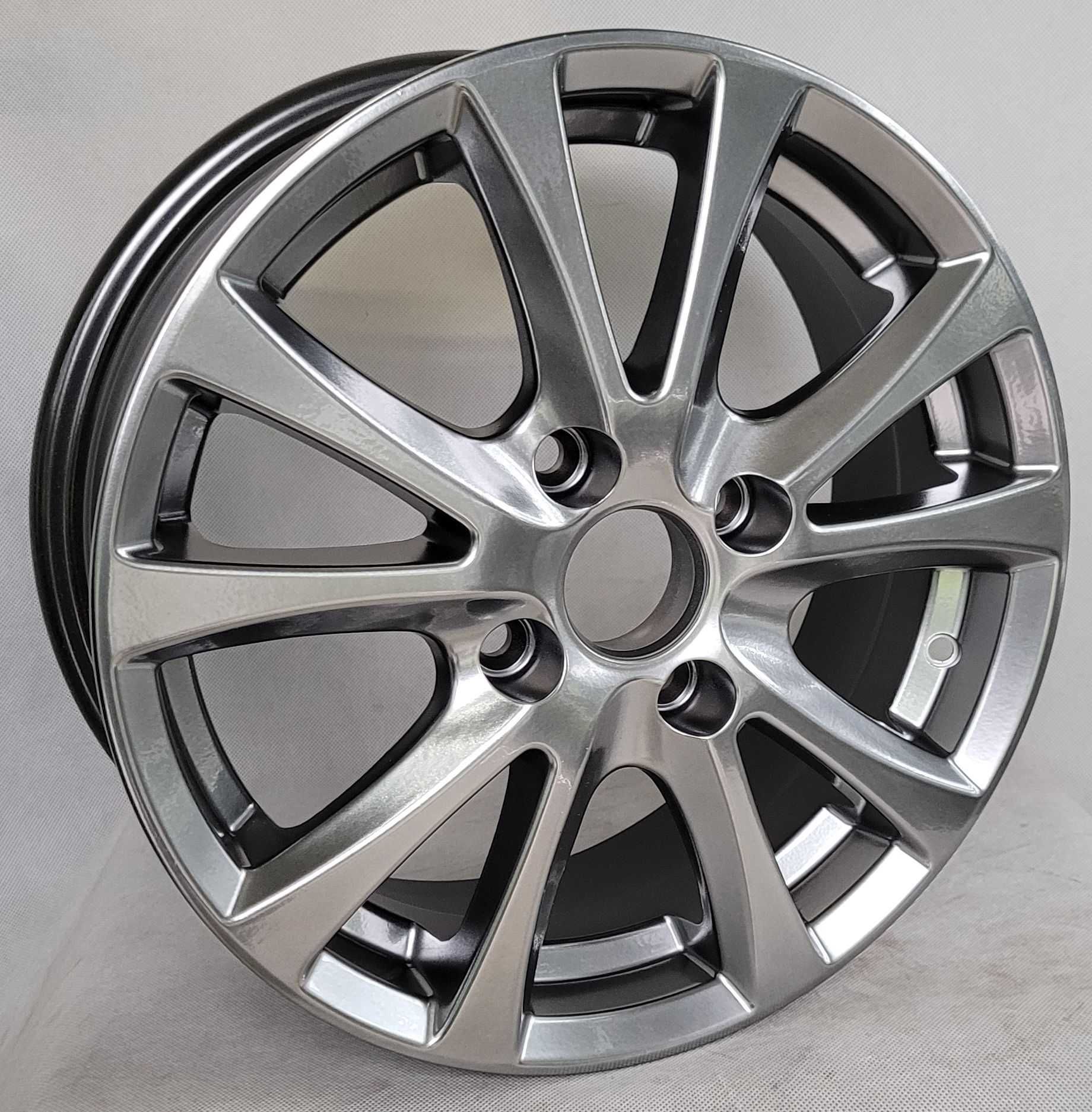 Felgi 15 Ford Fiesta 7 8 MK7 MK8 Ka + plus 4x108 alufelgi