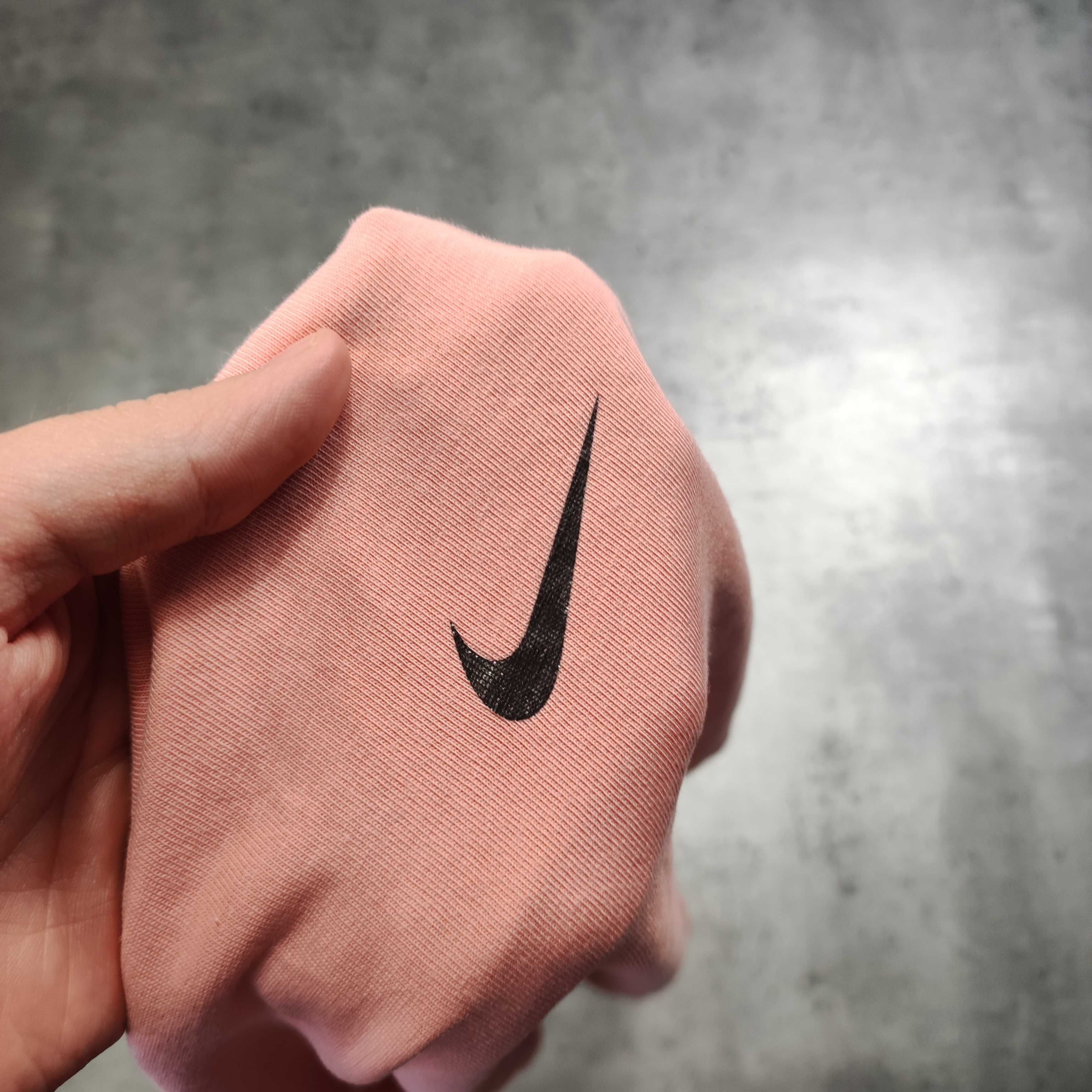 MĘSKA PREMIUM Koszulka Pudrowy Róż Logo Środek Nike Bawełna Casual