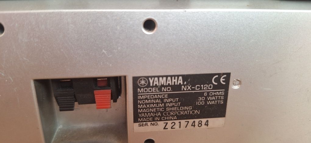 Głośniki Yamaha 4 plus centralny 30W srebrne