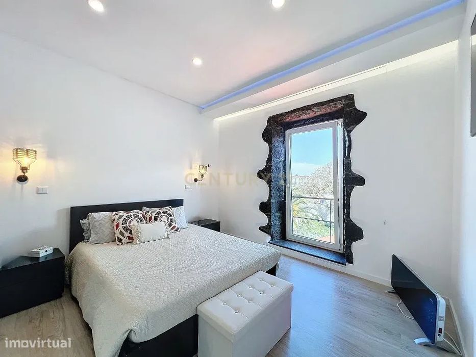 Moradia T4 Completamente Remodelada na Matriz da Ribeira Grande