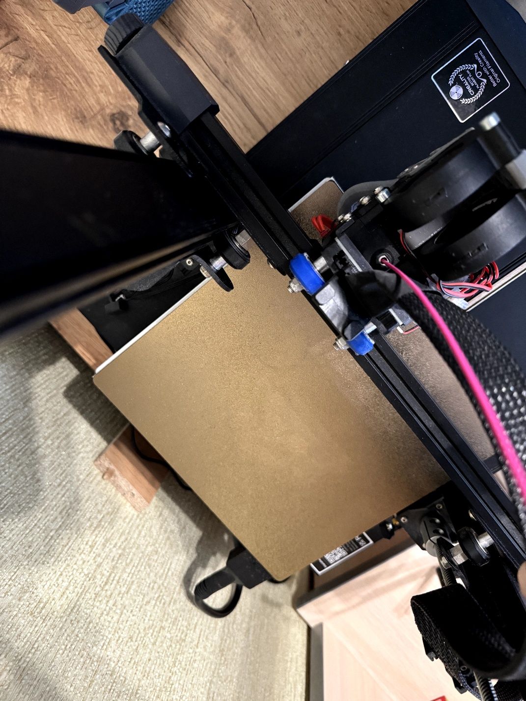 Продам Ender3 S1