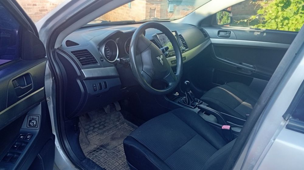 Mitsubishi Lancer 10