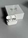 Słuchawki AirPods pro