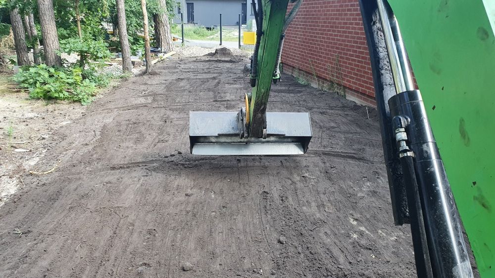 Minikoparka prace ziemne koparka Mińsk Mazowiecki Dębe Wielkie Halinów