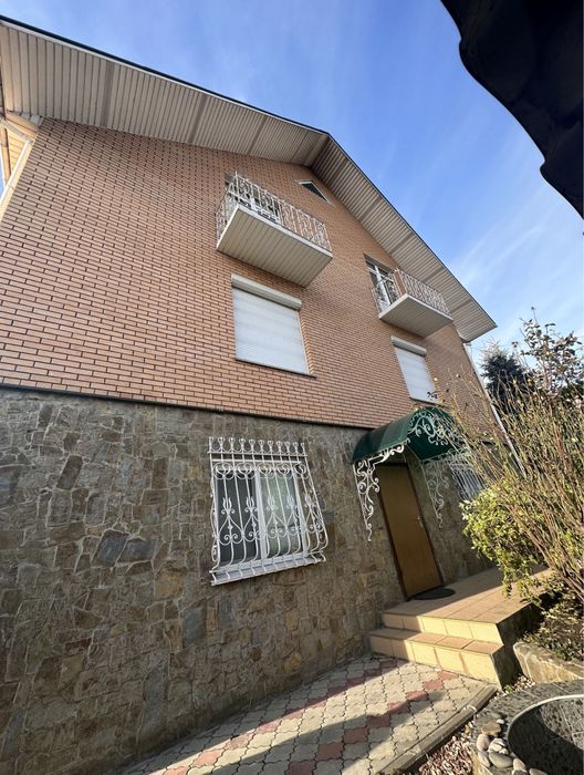 Продаж будинку в Вишгороді біля Київського моря з ремонтом