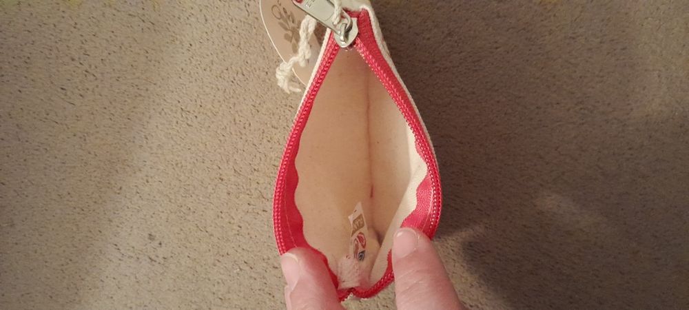 Porta moedas novo lindo