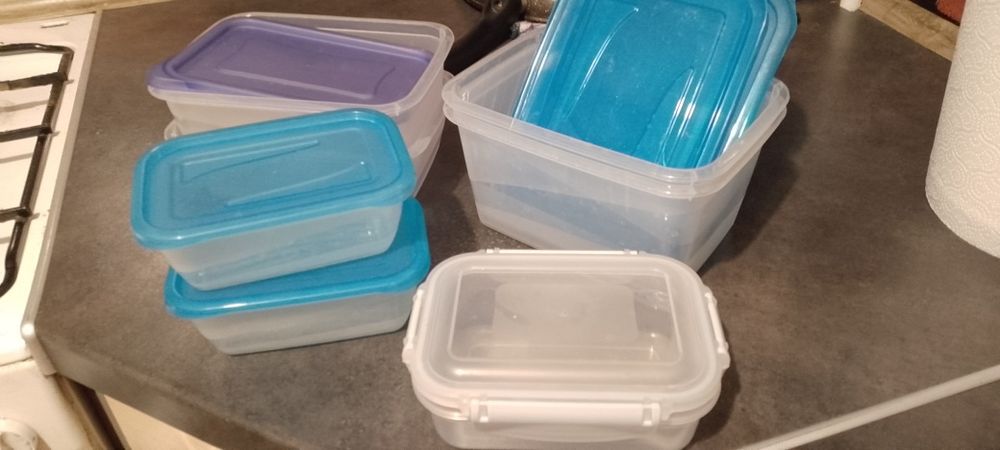 Pojemniki na jedzenie
