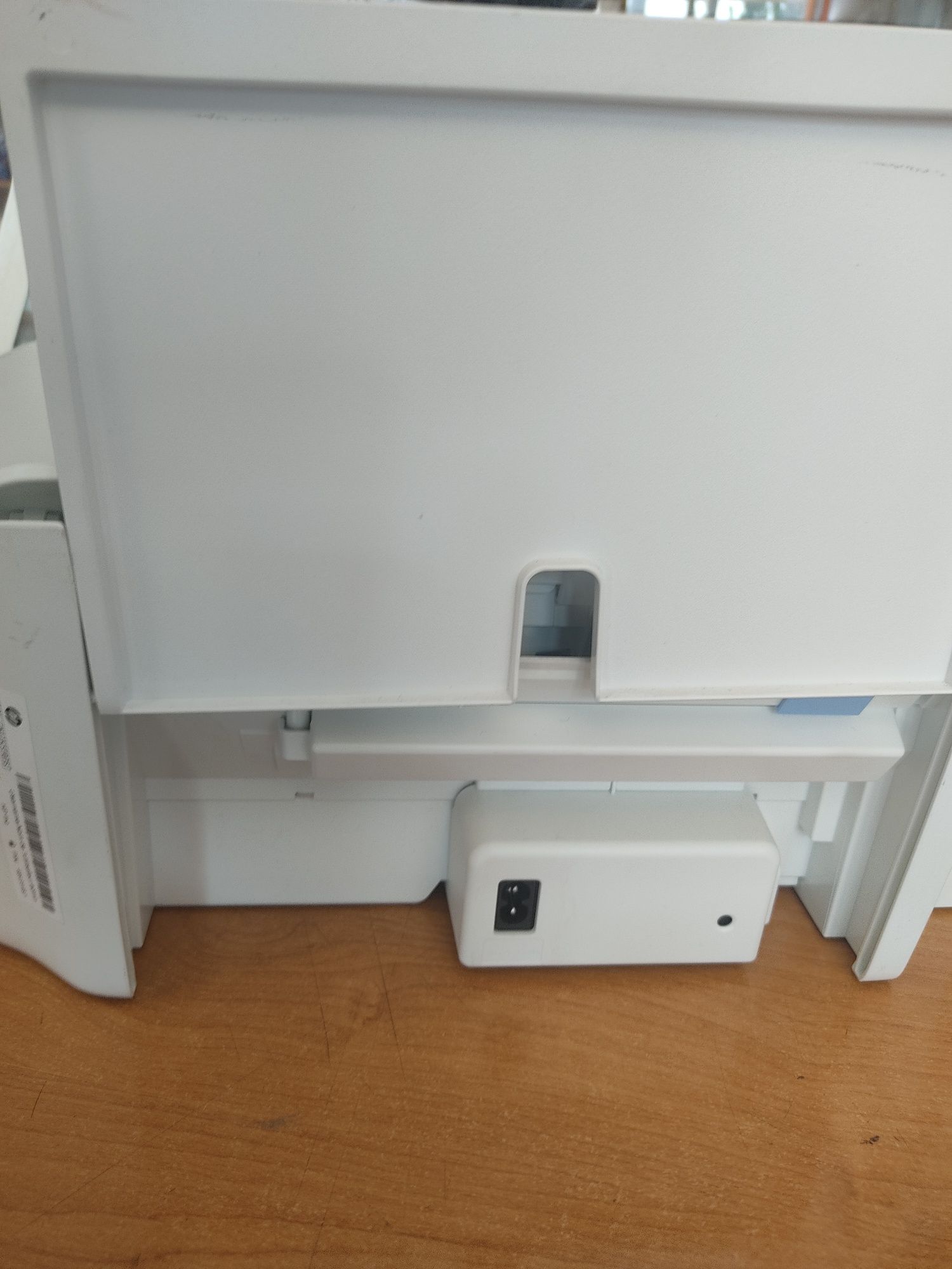 Принтер Canon MP230 HP DeskJet 2710