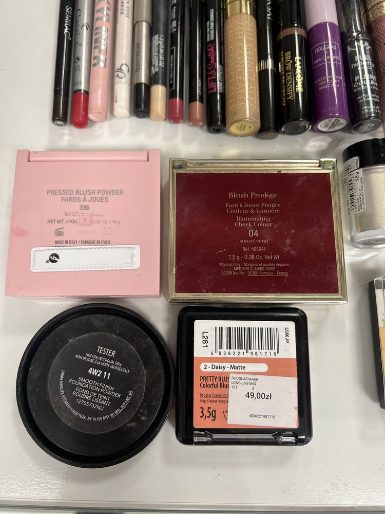 Zestaw kosmwtykow Mac Estee lauder, chanel, sensai, Dior Douglas