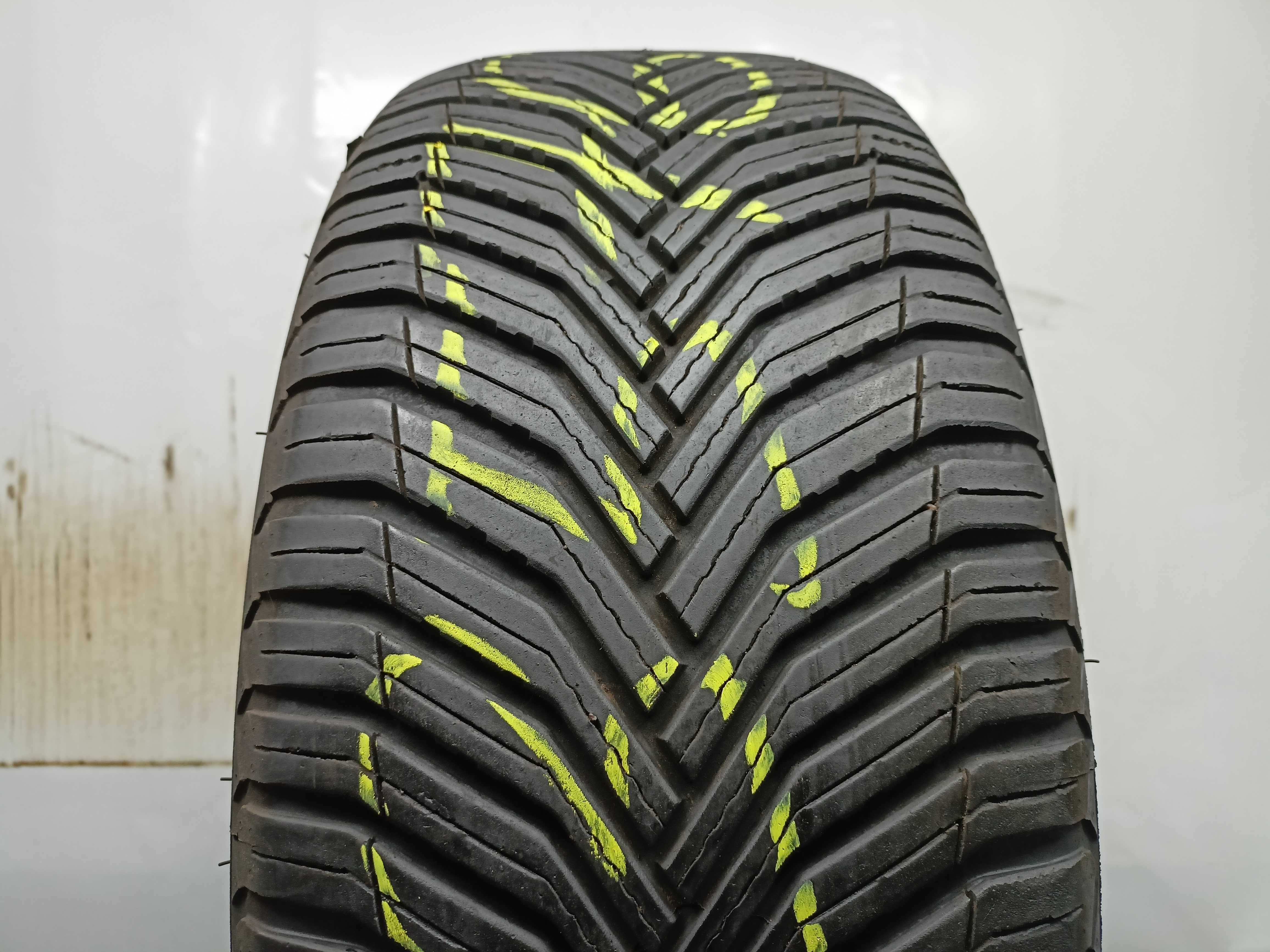 Michelin CrossClimate 2 235/45/18 2021rok 98Y 6,4mm (3576)