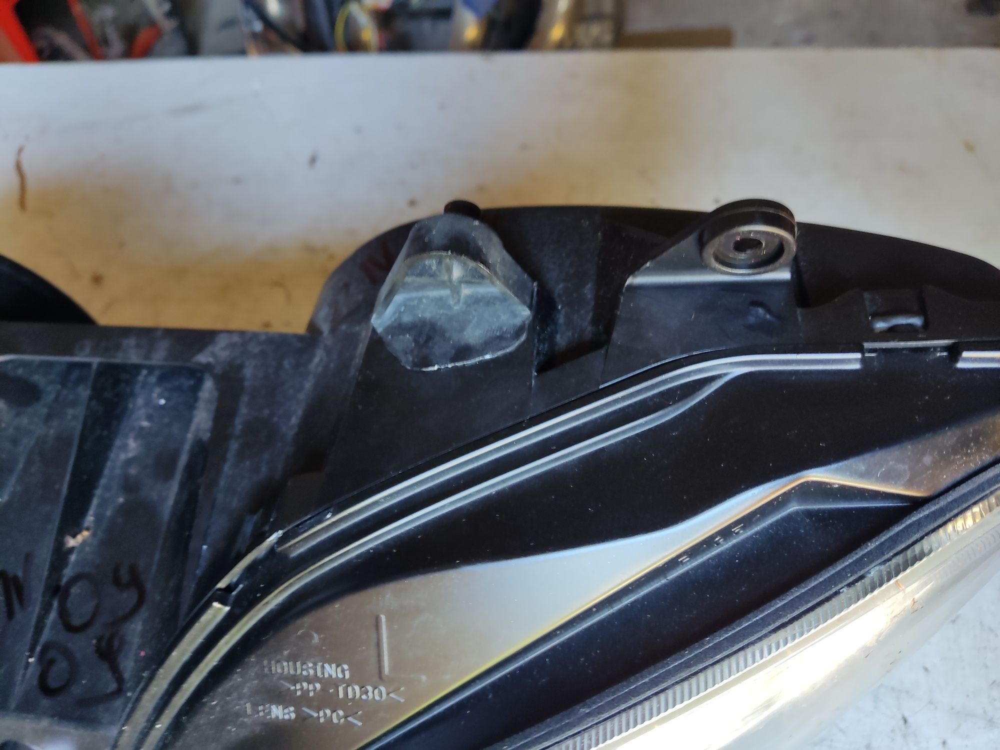 Yamaha R1 rn09 lampa reflektor