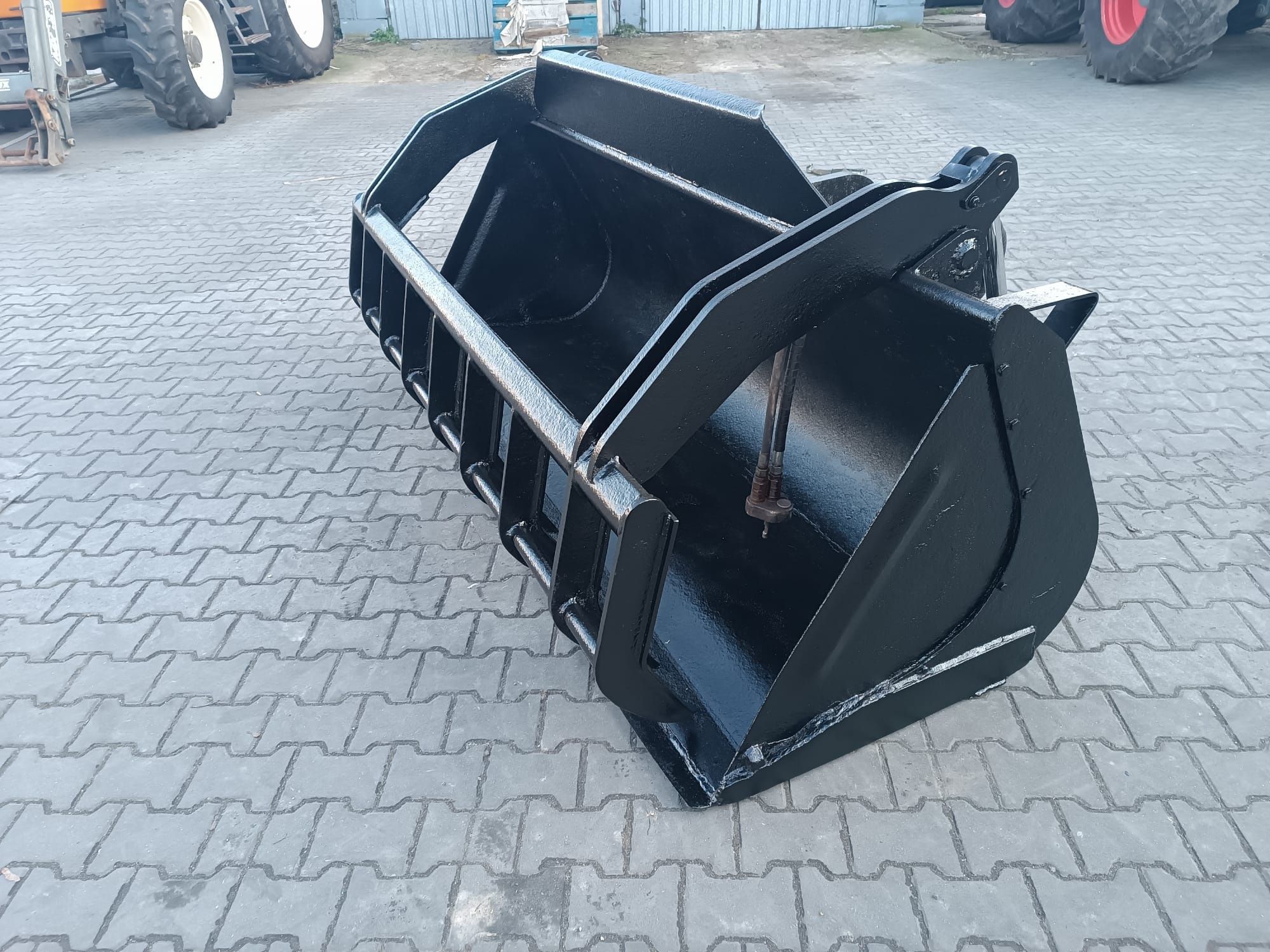 Łyżko krokodyl cat th 330, 337, 407, 406, 336, 62 jcb manitou
