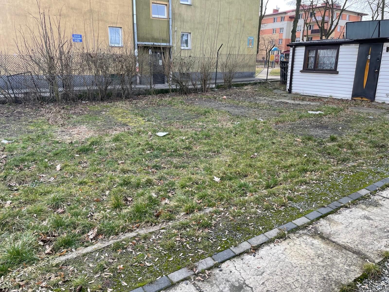 Warsztat samochodowy-garaż do wynajęcia.