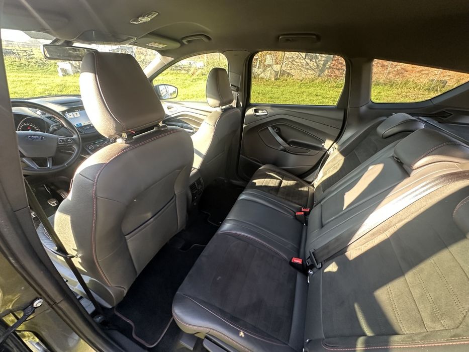 Ford Kuga 2018 1,5 benzyna