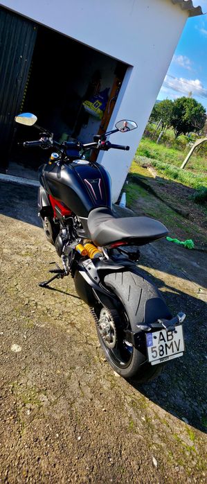 Ducati Diavel 1260s como nova