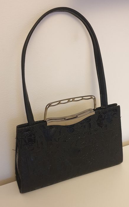 Torebka czarna na ramię lub do ręki