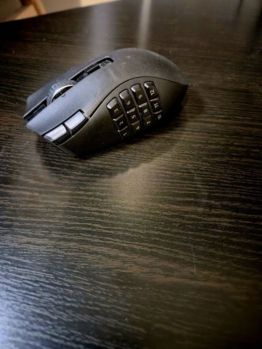 myszka bezprzewodowa Razer naga v2