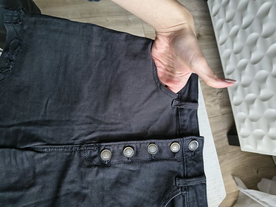 Czarne jeansowe spodenki rozmiar M