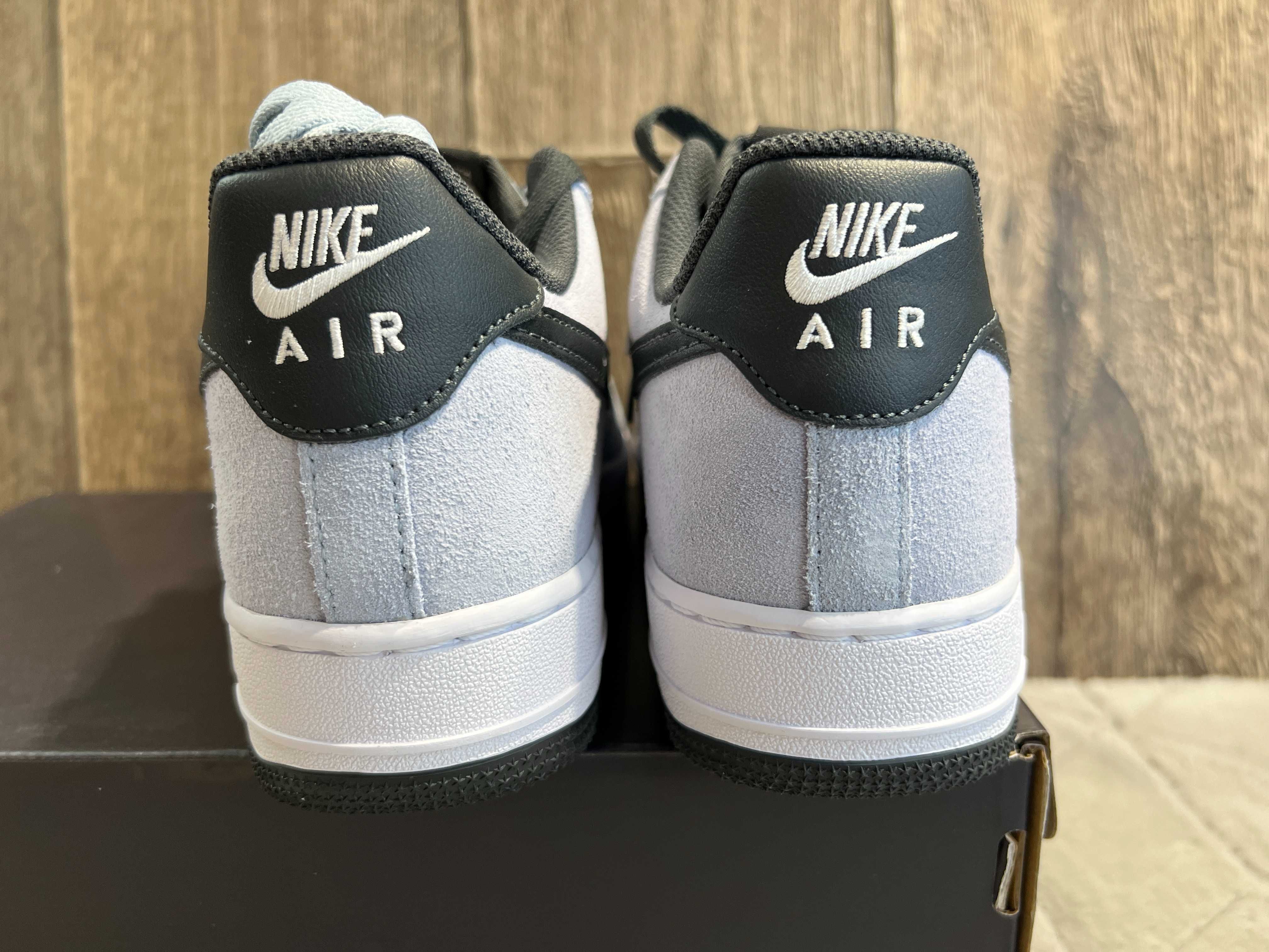 Buty, trampki Nike Air Force 1 '07 LV8  41