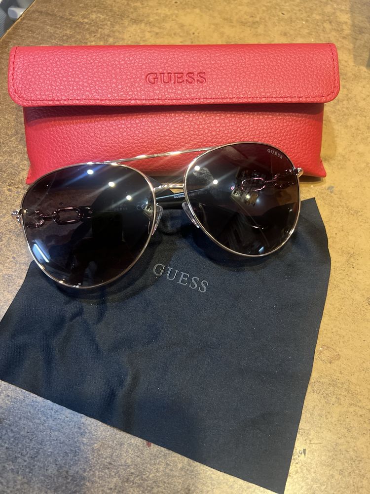 Оригінальні жіночі окуляри GUESS, нові!
