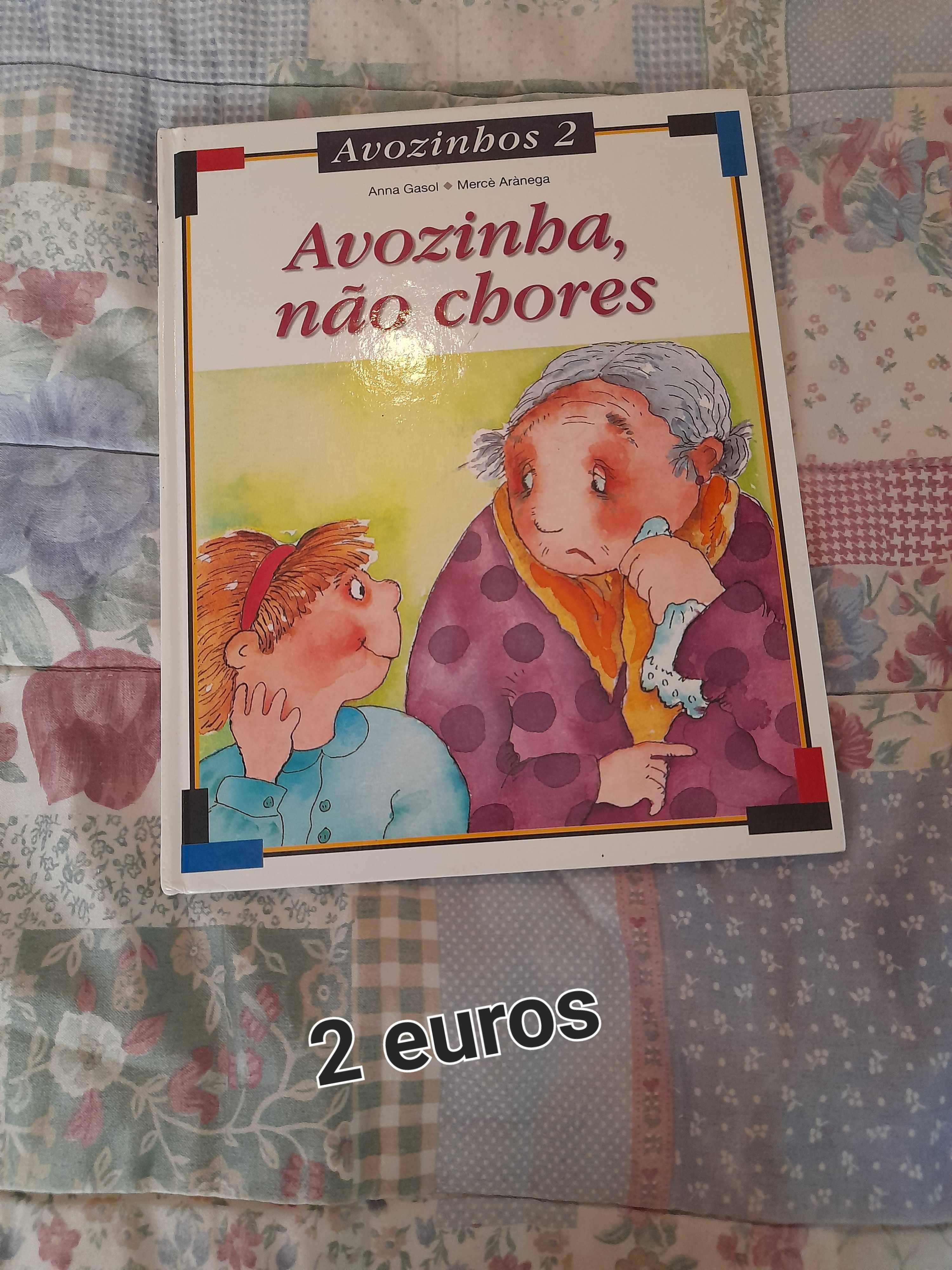 Diversos livros em bom estado