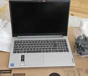 NOVO Lenovo Ideapad 1 15.6`` FHD