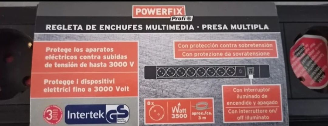 Tomadas com 8 entradas com proteção de sobretensão