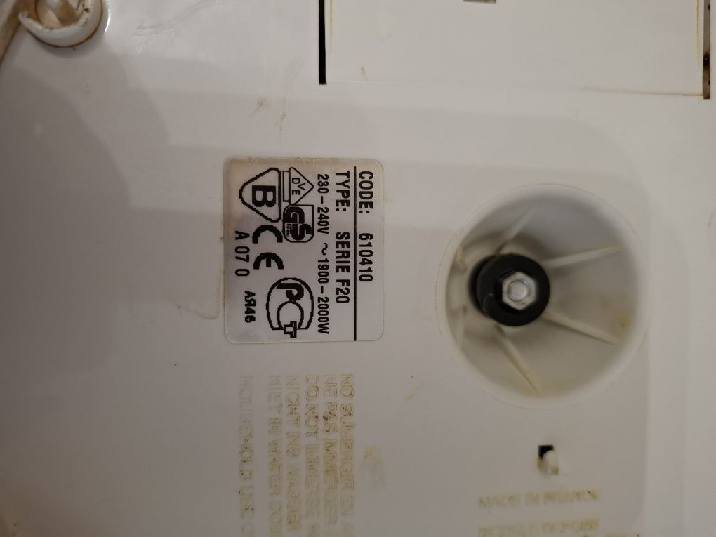 Frytkownica Tefal w bardzo dobrym stanie , polecamMaxi classik 1250g