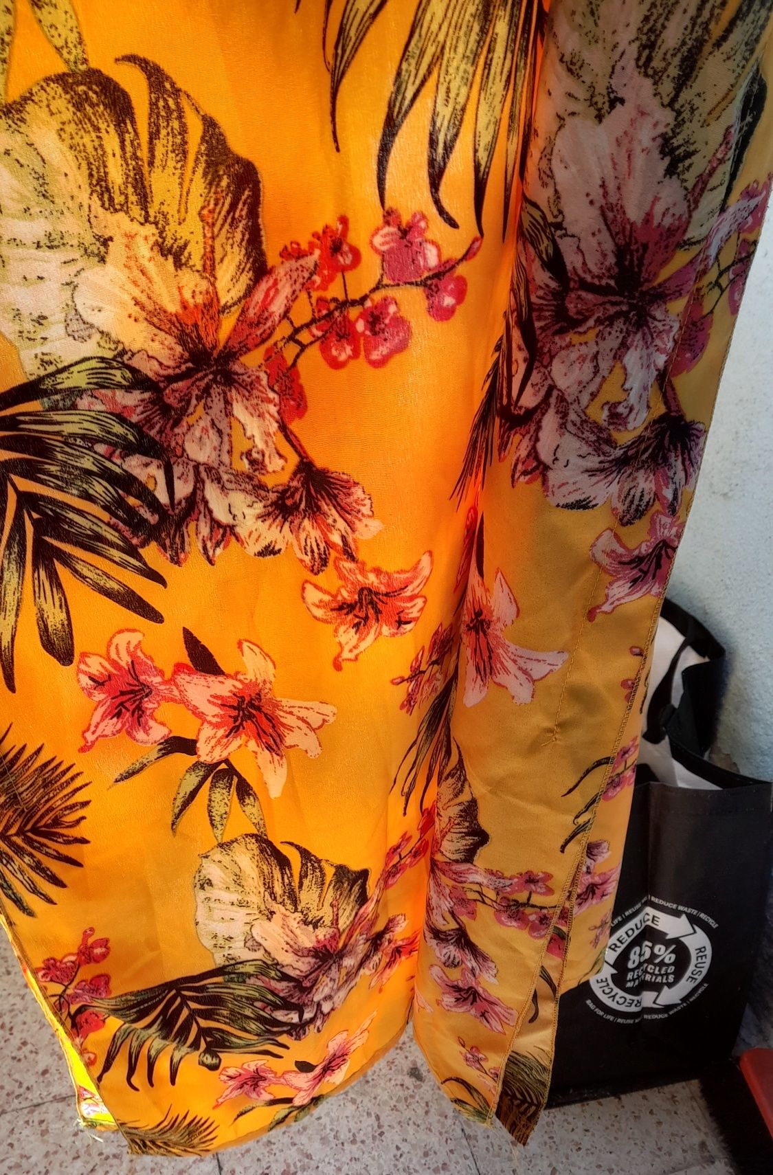 Vestido Comprido Shein floral tamanho único  - Semi-novo