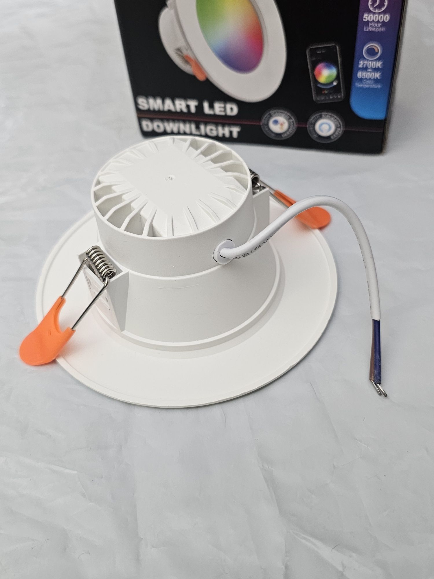 Foco RGB com alexa/google